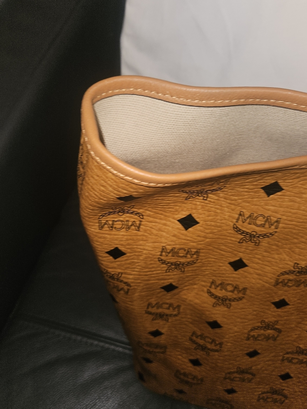 MCM Cognac Visetos Logo Tote W/ Pouch - Picture 7 of 12